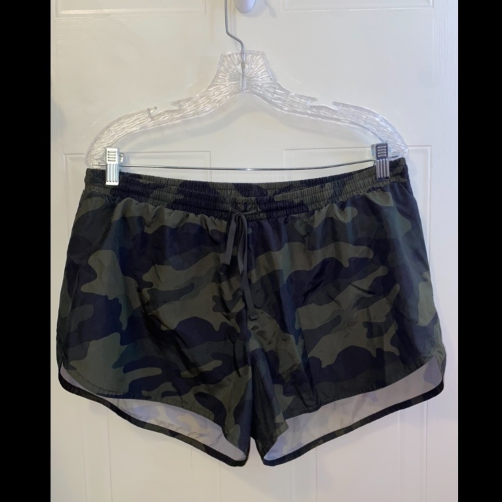 Old Navy SZ LG Go Dry Mid Rise Athletic Shorts